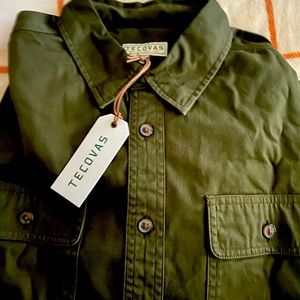 Cotton twill button down. Reposhing because it’s too small 😕